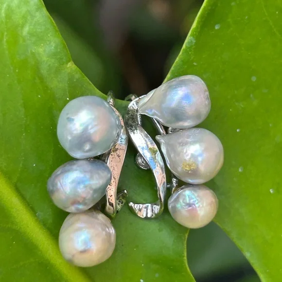 Vintage silver 925 mid century Japan 3 high luster Gray baroque Pearls Earrings